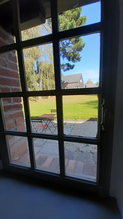 Petit Manoir Proche Dinan - D'hotes Bed & Breakfast
